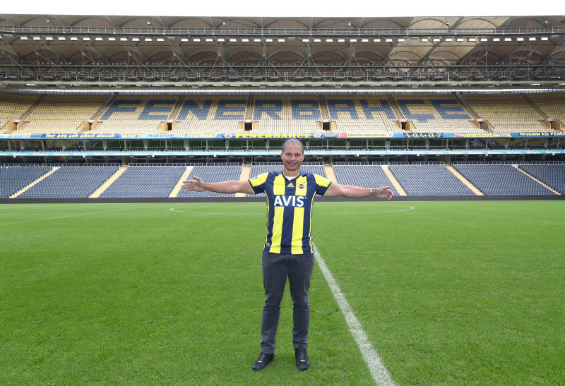 Alex de Souza’dan dikkat çeken sözler! Fenerbahçe’deki sözleşmem...