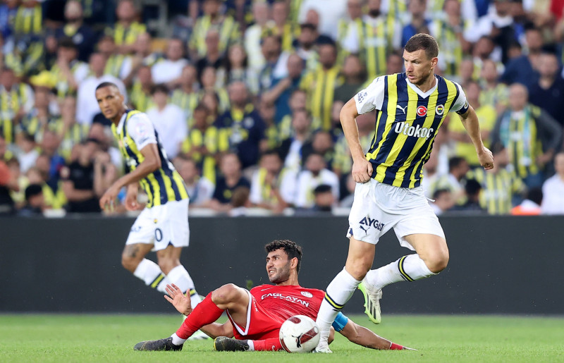 Fenerbahçe Antalyaspor maçı sonrası flaş eleştiri! İnanılmaz aksıyor - Aspor