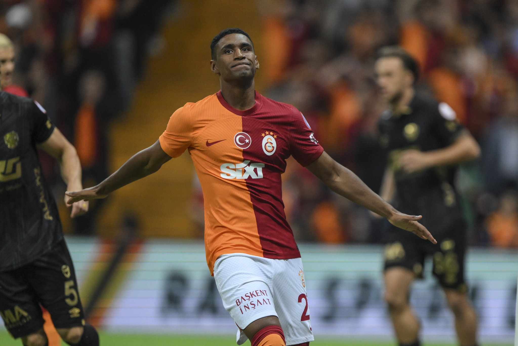 TRANSFER HABERLERİ: Flaş Tete ve Galatasaray açıklaması! Yasa dışı fayda sağladılar