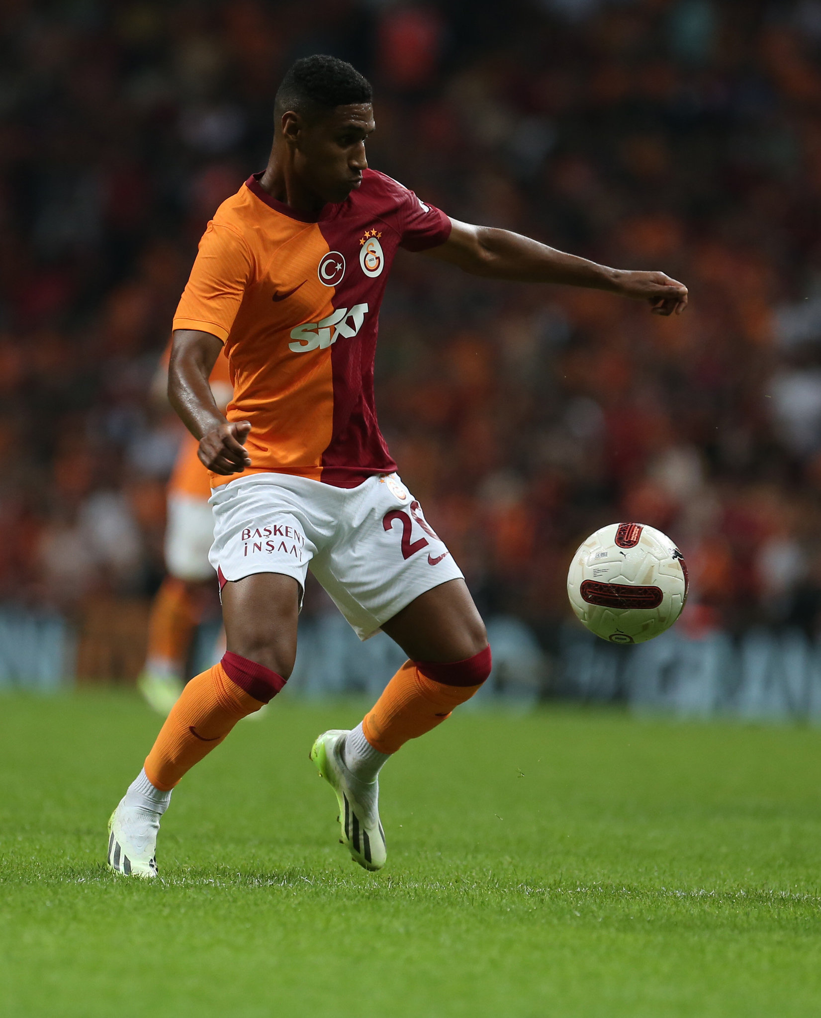 TRANSFER HABERLERİ: Flaş Tete ve Galatasaray açıklaması! Yasa dışı fayda sağladılar