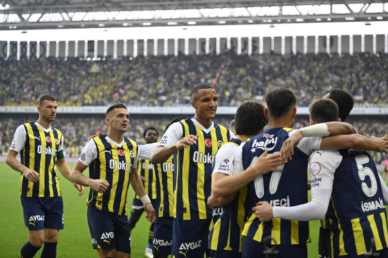 İsmail Kartal tüm takımı değiştiriyor! İşte Fenerbahçe’nin Spartak Trnava maçı 11’i