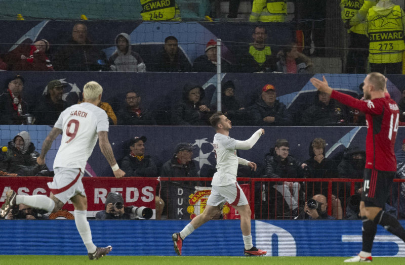 Ömer Üründül Manchester United-Galatasaray karşılaşmasını değerlendirdi!