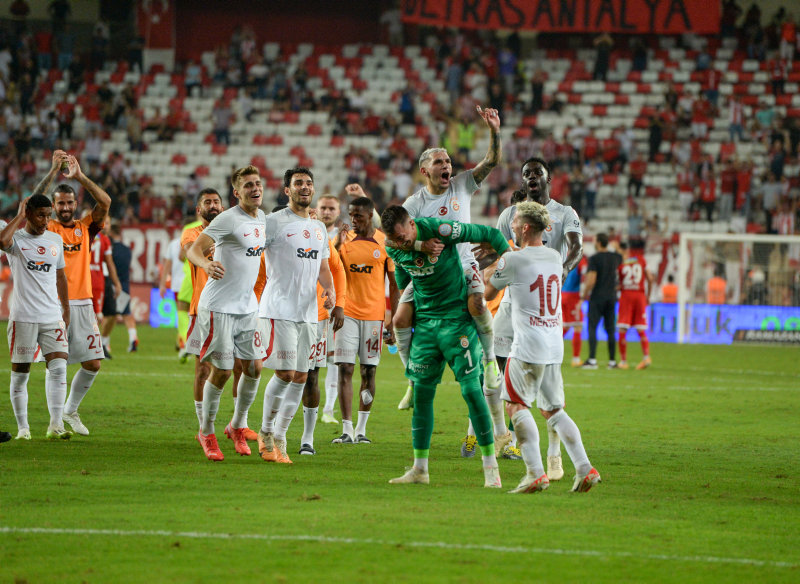 Ömer Üründül Antalyaspor-Galatasaray maçını değerlendirdi!