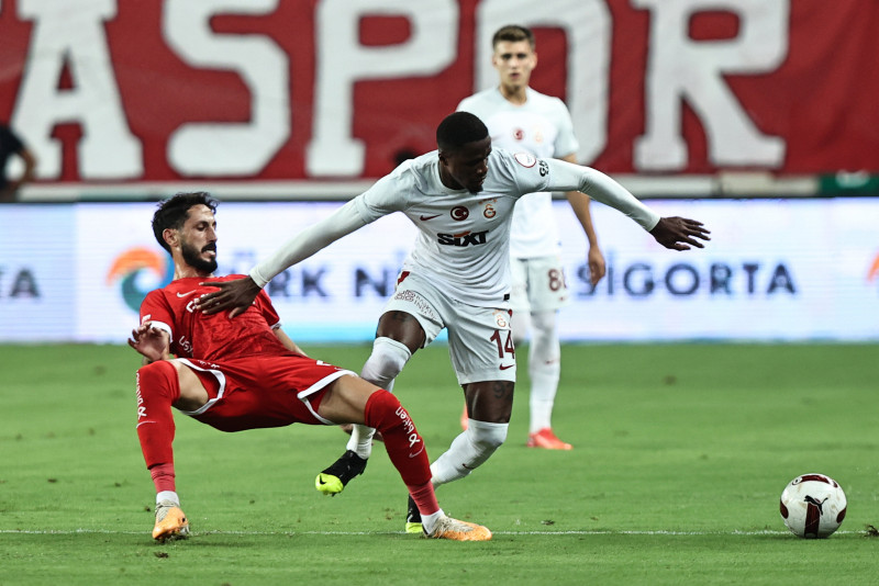 Spor yazarları Antalyaspor - Galatasaray maçını yorumladı!