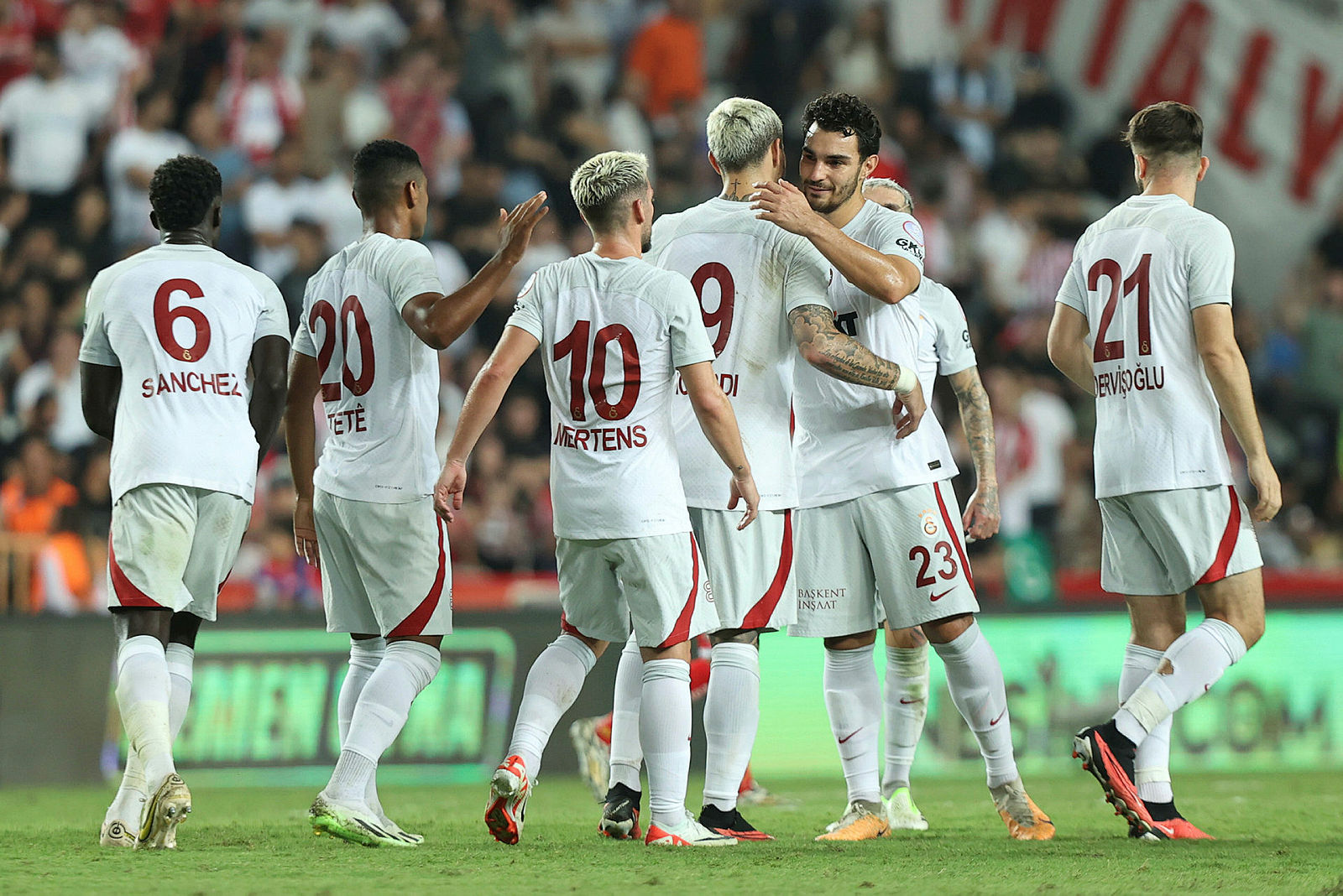 GALATASARAY HABERLERİ - Victor Nelsson yeni sözleşme teklifini reddetti! Sebebini açıkladı