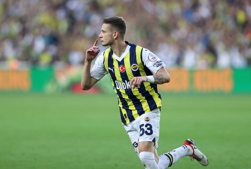 TRANSFER HABERİ - Fenerbahçe’de Sebastian Szymanski gelişmesi! O rakam gözden çıkarıldı