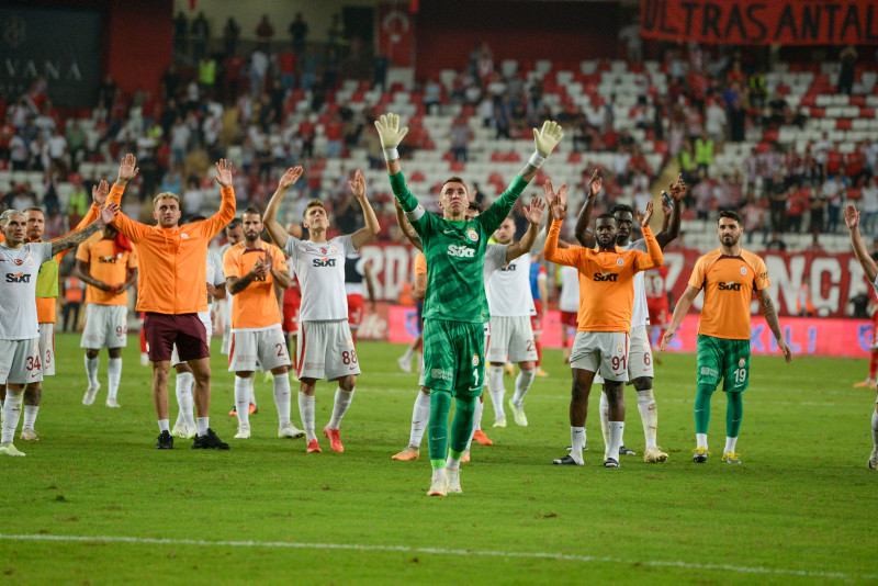 GALATASARAY TRANSFER HABERLERİ: Kerem Aktürkoğlu’na Ada kancası! Temasa geçtiler