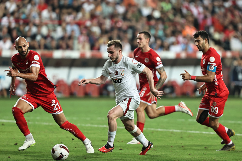 GALATASARAY HABERLERİ: Kerem Aktürkoğlu için sıraya girdiler! Premier Lig...