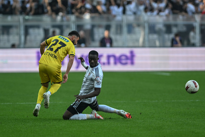 Eric Bailly’den haber var! Galatasaray derbisinde forma giyecek mi?