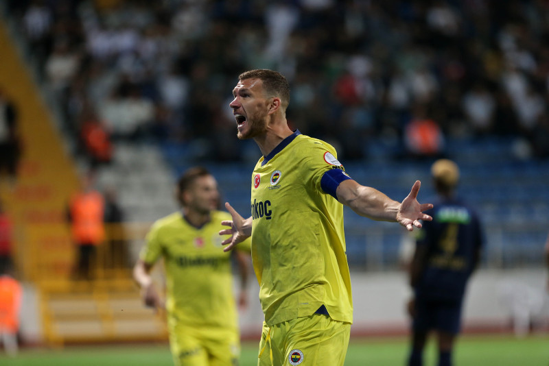 Fenerbahçe’ye İngiltere’de kötü haber! Transferin gözdesiydi...