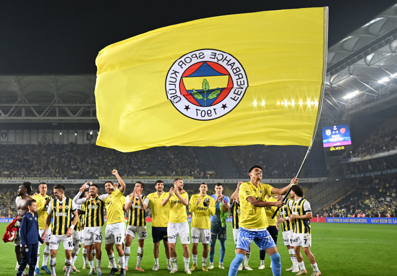 FENERBAHÇE TRANSFER HABERLERİ: Ferdi Kadıoğlu’na tarihe geçecek teklif!