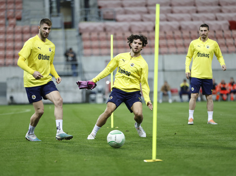 FENERBAHÇE TRANSFER HABERLERİ: Ferdi Kadıoğlu’na tarihe geçecek teklif!