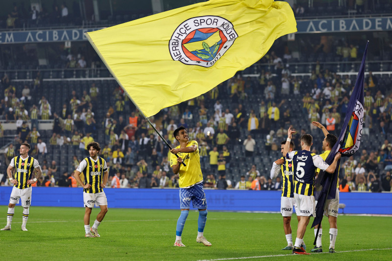 Fenerbahçe’den kanat takviyesi! Manchester United...