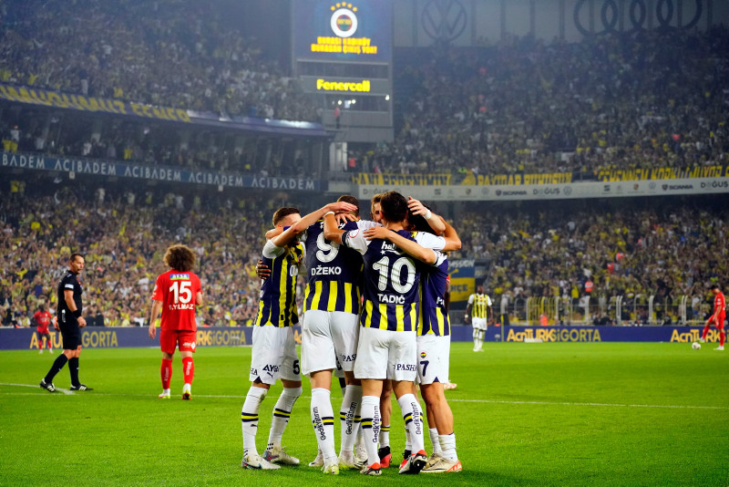 Fenerbahçe’den kanat takviyesi! Manchester United...