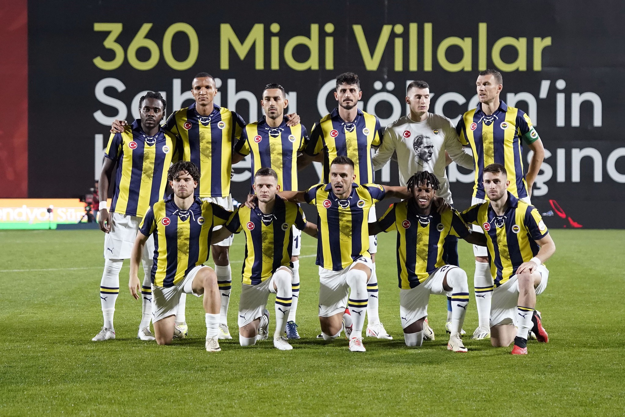 Fenerbahçe'nin rakibi Sevilla - TRT Spor - Türkiye`nin güncel spor