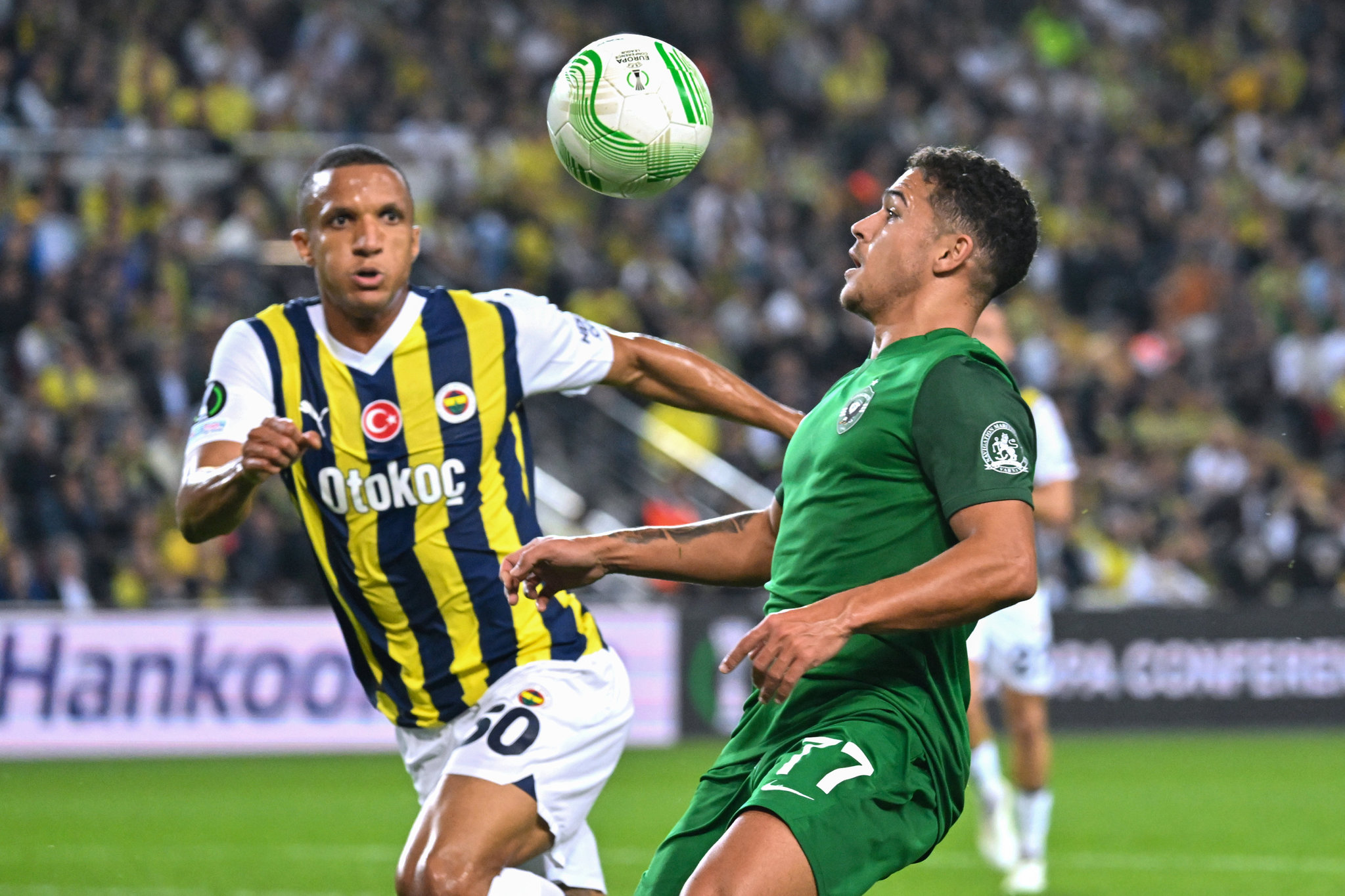 Fenerbahçe’de Becao endişesi! Sahalara dönüşü...