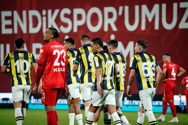 Fenerbahçe’de flaş transfer gelişmesi! Krunic...