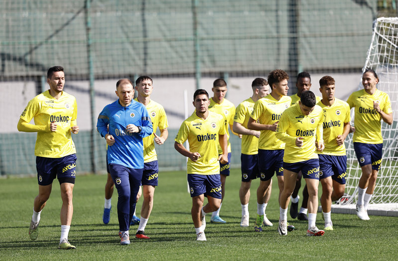 FENERBAHÇE TRANSFER HABERİ: Samet Akaydın’a flaş talip! Yeni adresi...