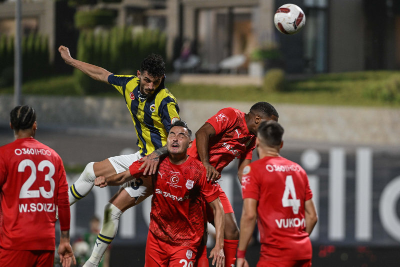 FENERBAHÇE TRANSFER HABERİ: Samet Akaydın’a flaş talip! Yeni adresi...