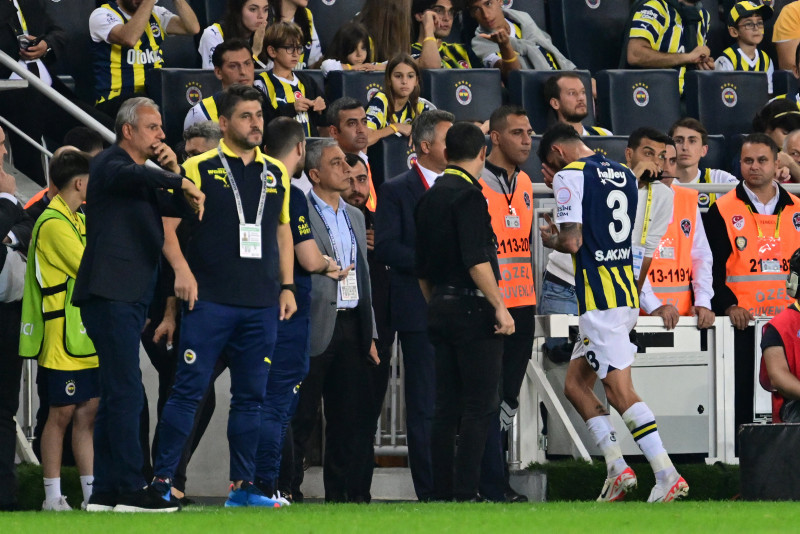 FENERBAHÇE HABERLERİ - Beklentilerin altında kaldı! Gözyaşlarına hakim olamadı