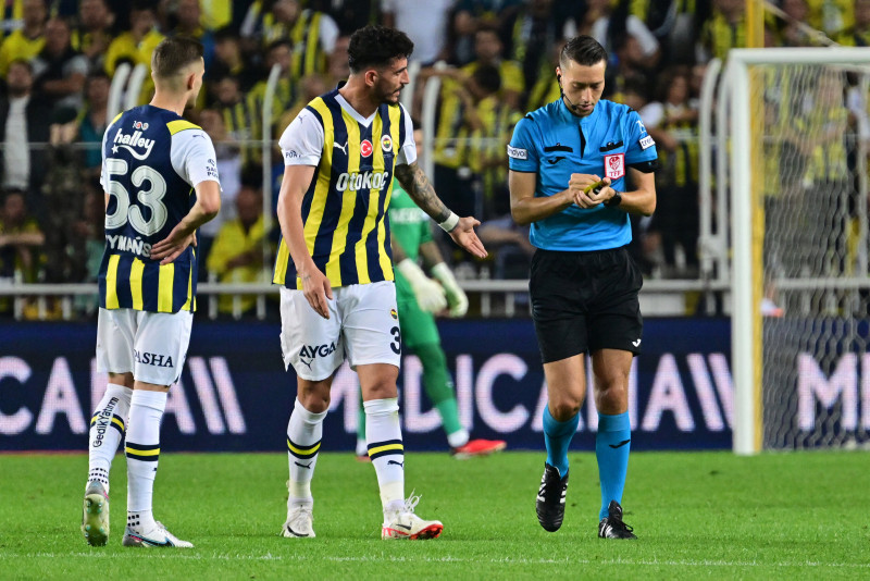 FENERBAHÇE HABERLERİ - Beklentilerin altında kaldı! Gözyaşlarına hakim olamadı