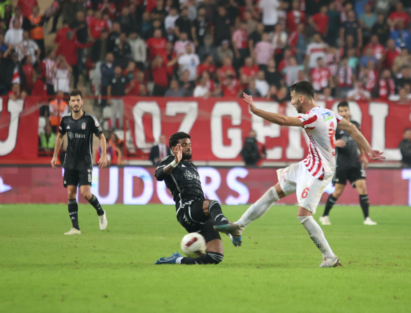 Beşiktaş Gaziantep FK maç sonucu: 2-0! Spor yazarları değerlendirdi -  Beşiktaş - Spor Haberleri