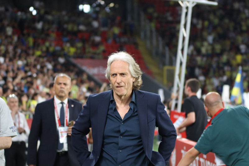 Jorge Jesus ve Fenerbahçe davalık oluyor! FIFA’ya şikayet edecek