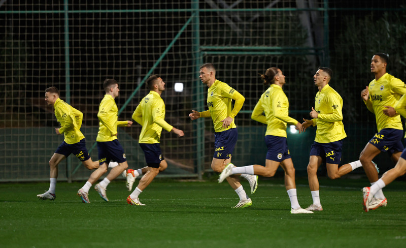 İsmail Kartal’ın sakatlıklarla başı dertte! İşte Fenerbahçe’nin Ludogorets maçı muhtemel 11