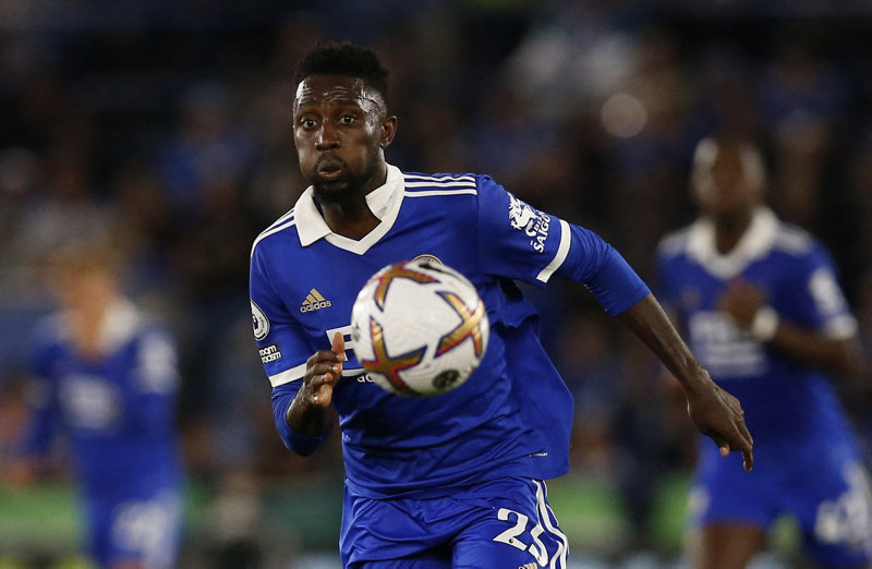 İngiliz ekibi devrede! Fenerbahçe ve Galatasaray’a transferde zorlu rakip