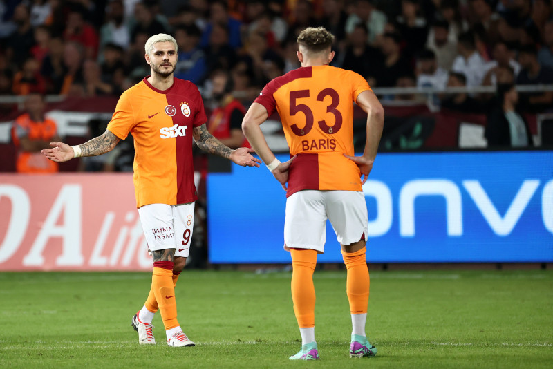 Galatasaray’da dev operasyon! Okan Buruk 5 ismin üstünü çizdi