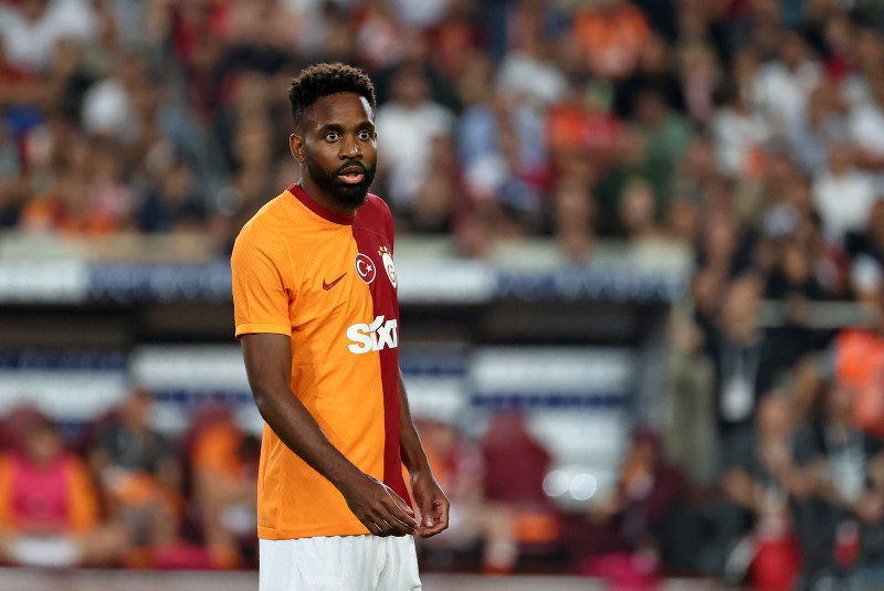 Galatasaray’da dev operasyon! Okan Buruk 5 ismin üstünü çizdi