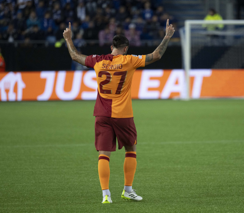 Galatasaray’da dev operasyon! Okan Buruk 5 ismin üstünü çizdi