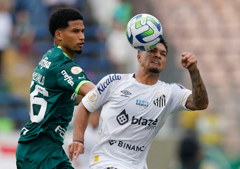 TRANSFER HABERİ - Galatasaray’a 20’lik golcü! Menajeri ile görüşme...