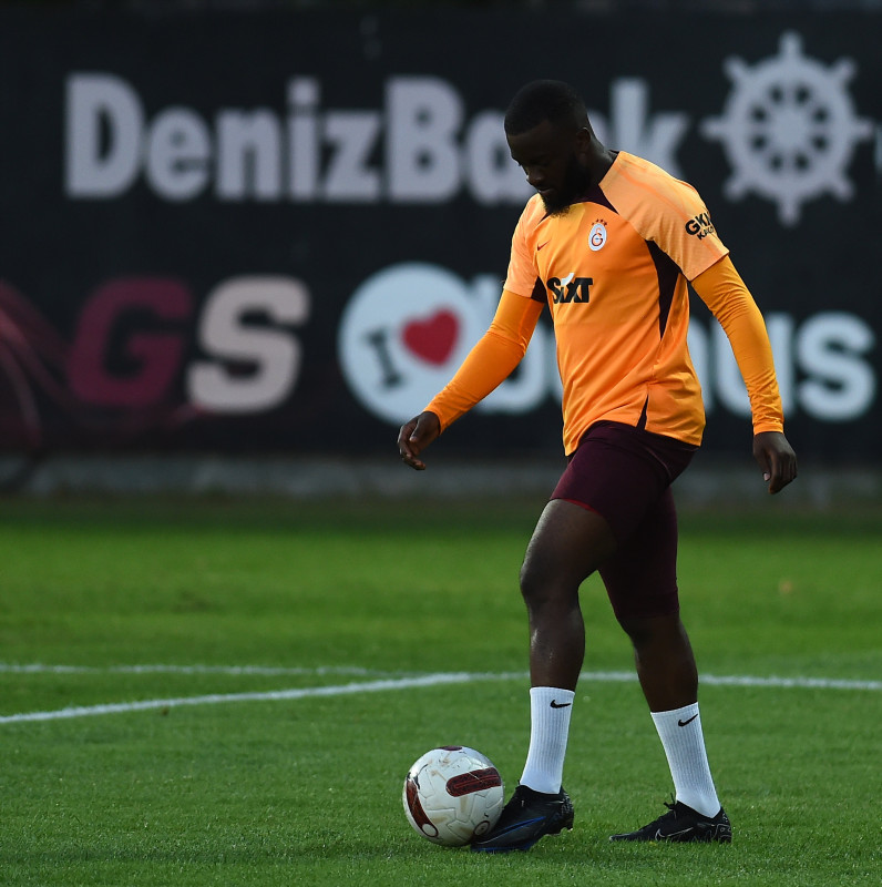 GALATASARAY HABERLERİ:Ndombele oynamadan gidiyor! Yerine 5 aday var...