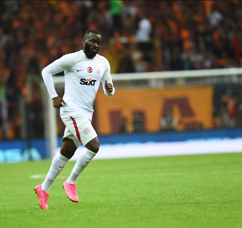 GALATASARAY HABERLERİ:Ndombele oynamadan gidiyor! Yerine 5 aday var...