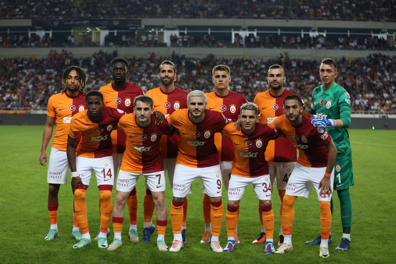 GALATASARAY HABERLERİ:Ndombele oynamadan gidiyor! Yerine 5 aday var...