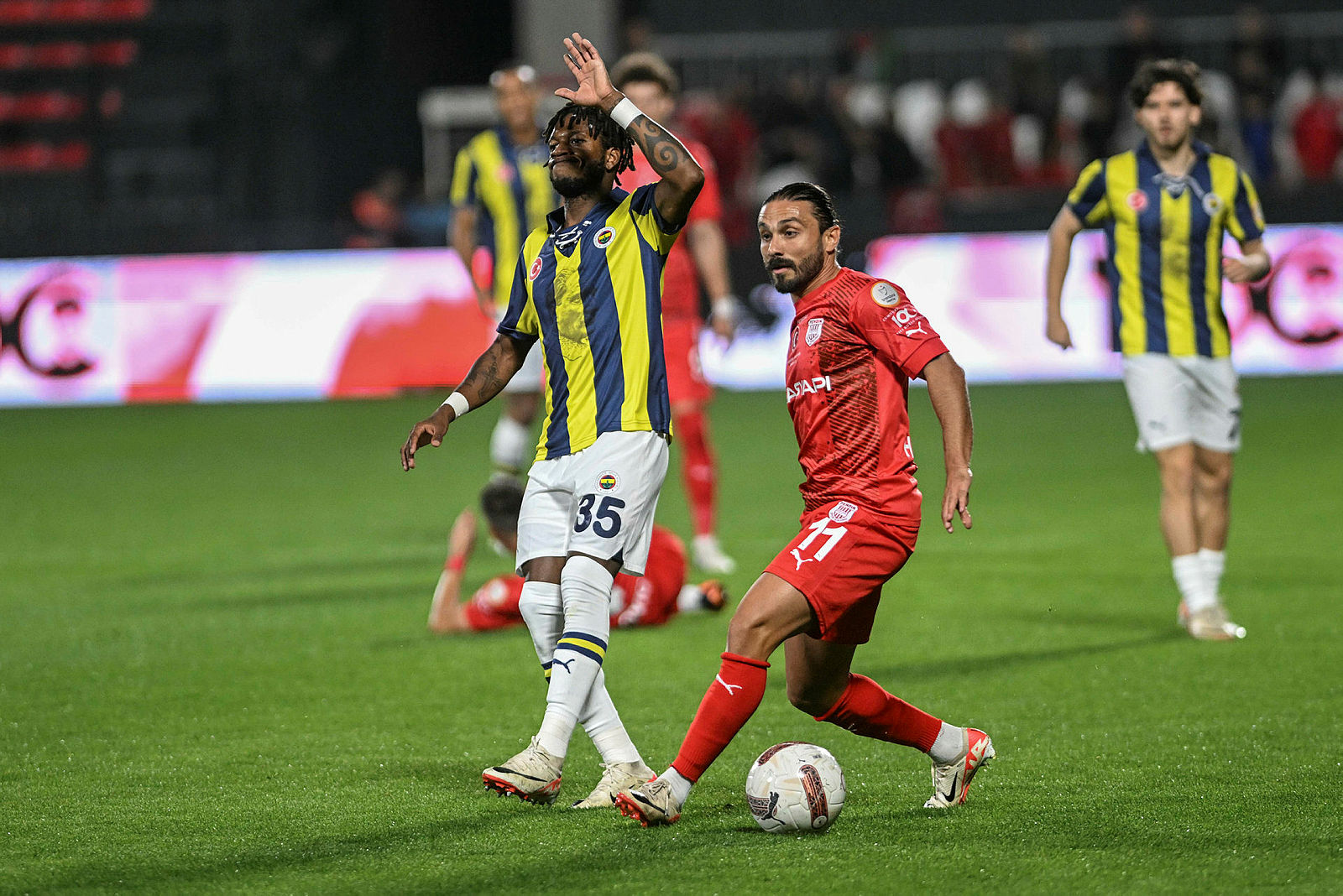 Fenerbahçe’de Fred ve Alexander Djiku gelişmesi! Sahalara dönüş tarihleri belli oldu