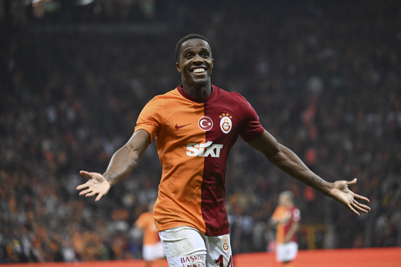 Galatasaray’da Wilfried Zaha’dan derbi sözleri! Fenerbahçe’yi sahasında...