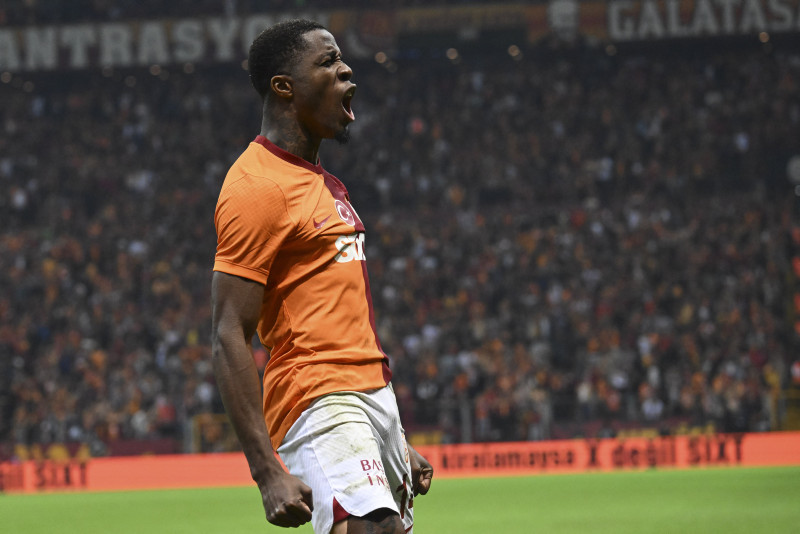 Galatasaray’da Wilfried Zaha’dan derbi sözleri! Fenerbahçe’yi sahasında...