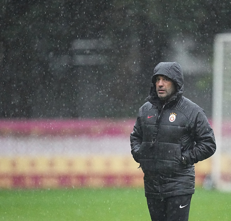 TRANSFER HABERİ - Okan Buruk istedi yönetim operasyona başladı! Galatasaray’dan çifte harekat