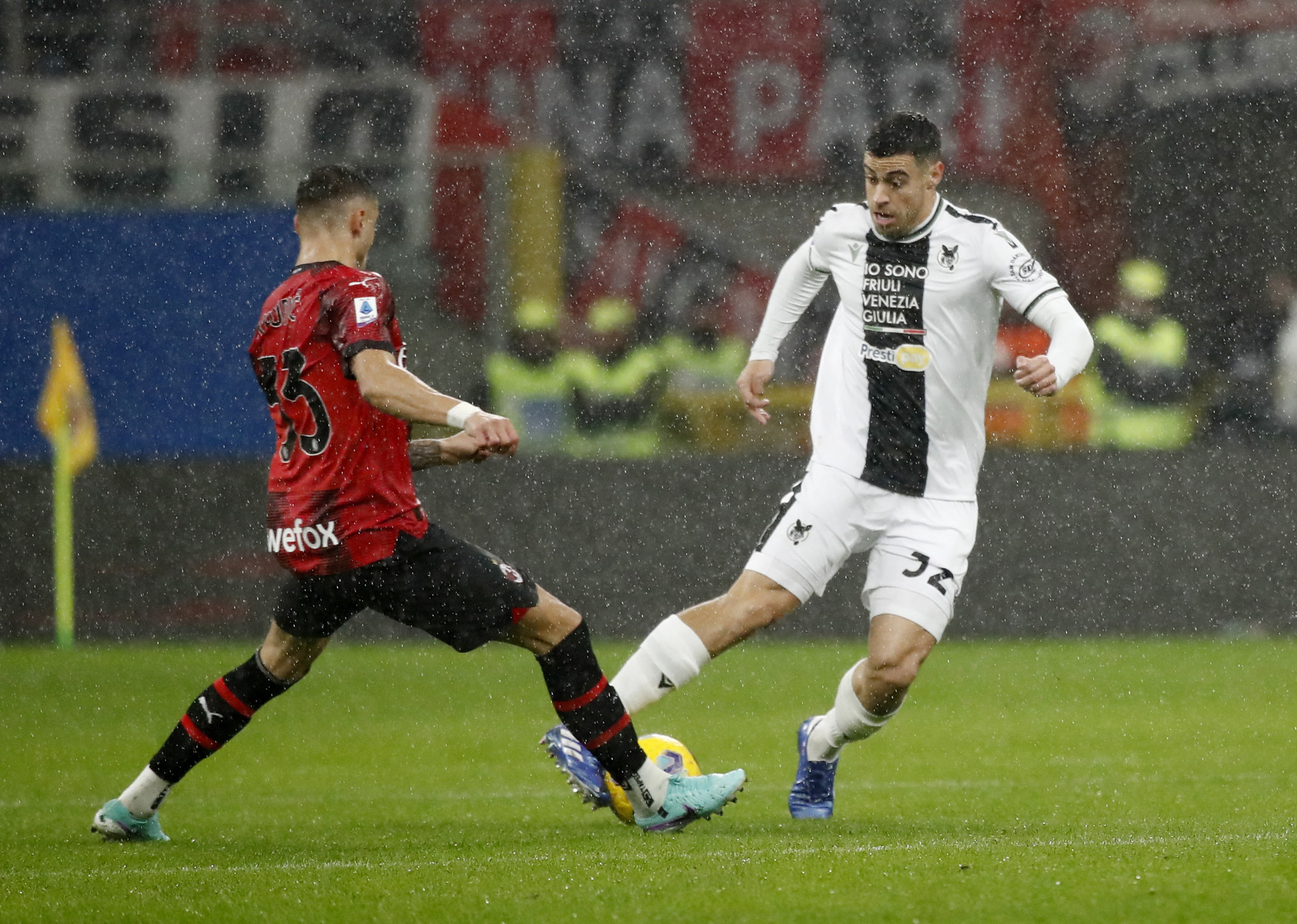 Edin Dzeko’dan Fenerbahçe için transfer görüşmesi! O ismi ikna etti