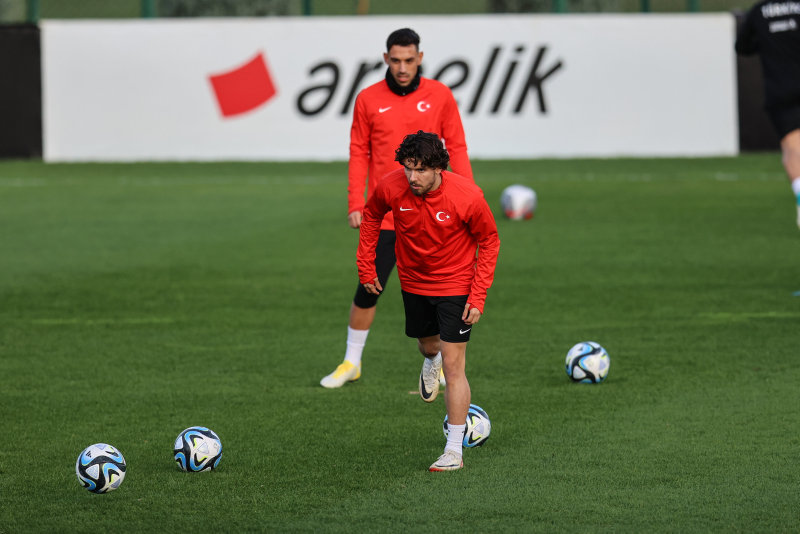 FENERBAHÇE TRANSFER HABERİ - Ferdi Kadıoğlu devlerin radarında! Milli takımda izlediler