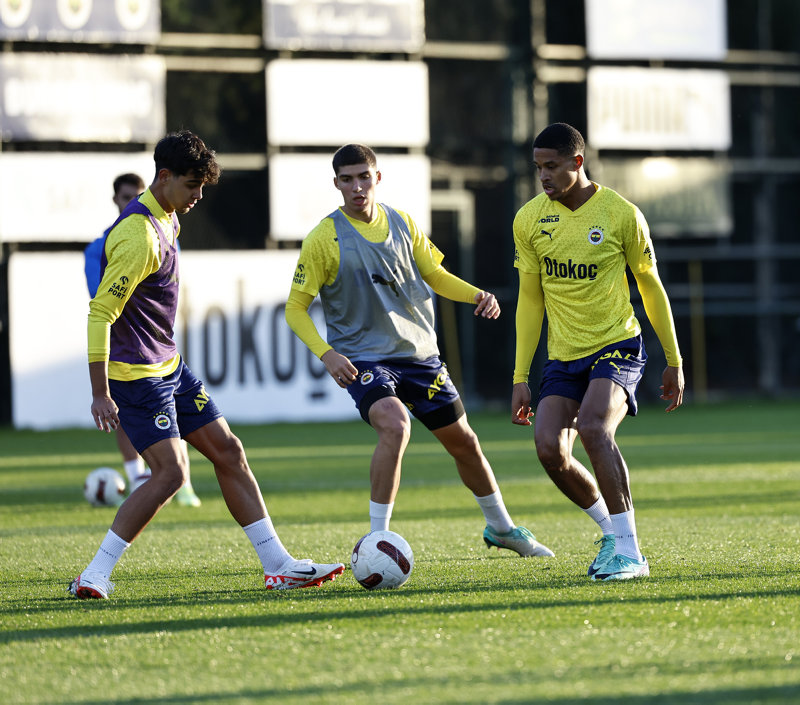 Fenerbahçe’de 2 ayrılık 1 transfer!