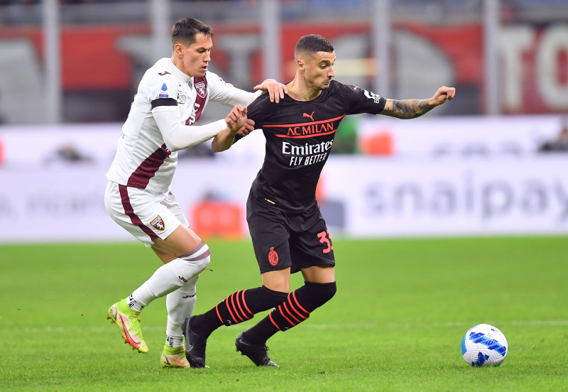 TRANSFER HABERİ | Rade Krunic’ten Fenerbahçe’ye müjde! Menajeriyle görüşme...