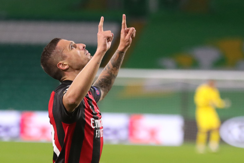 TRANSFER HABERİ | Rade Krunic’ten Fenerbahçe’ye müjde! Menajeriyle görüşme...