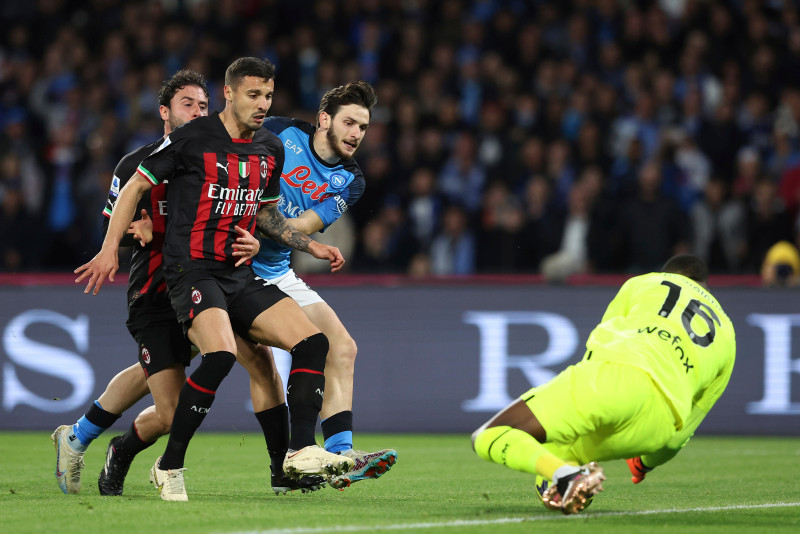 TRANSFER HABERİ | Rade Krunic’ten Fenerbahçe’ye müjde! Menajeriyle görüşme...