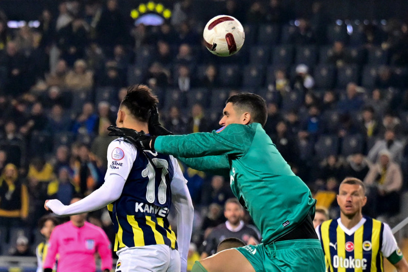 Spor yazarları Fenerbahçe - Vavacars Fatih Karagümrük maçını yorumladı!