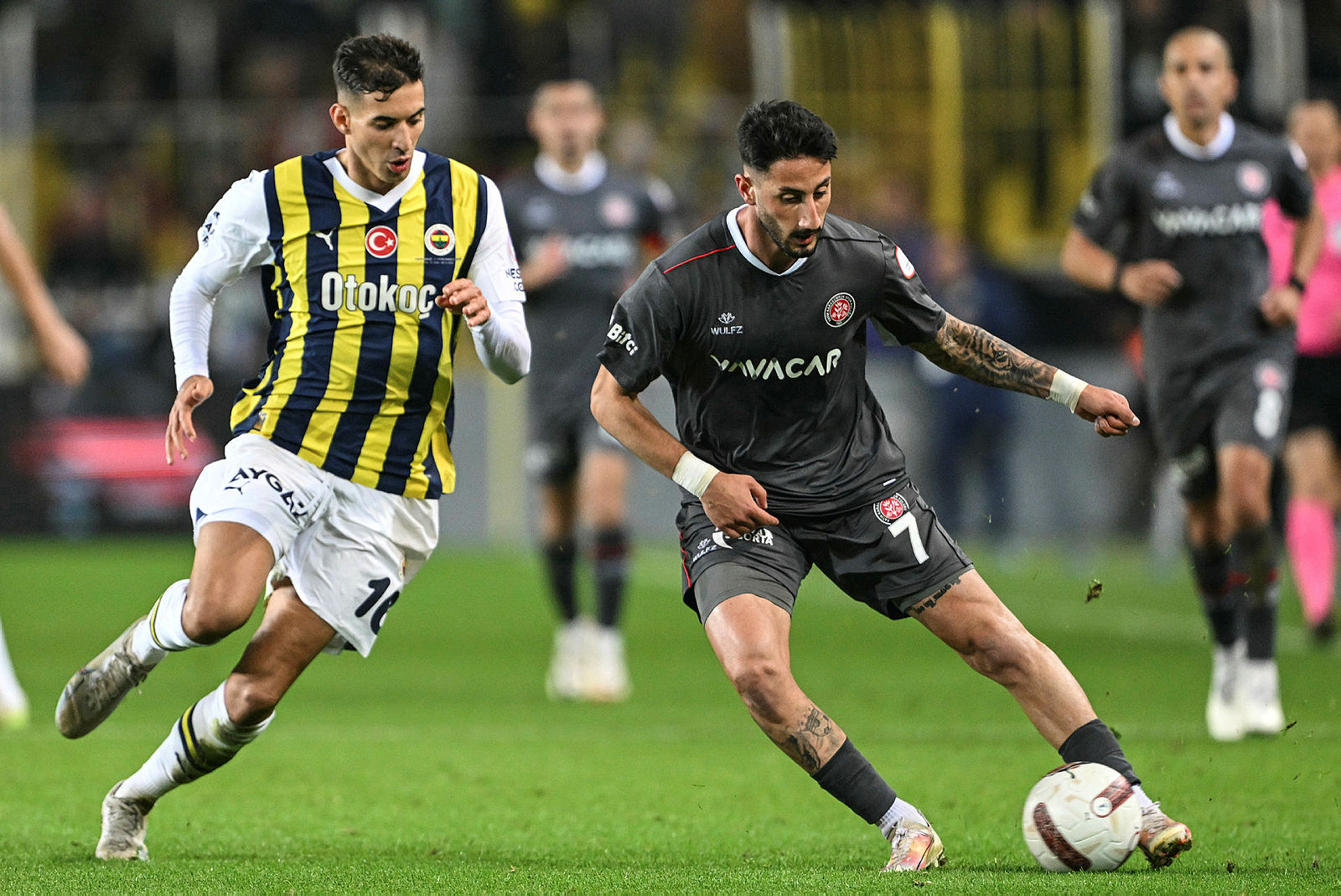Fenerbahçe’de bir sakatlık daha! Bunu kimse beklemiyordu