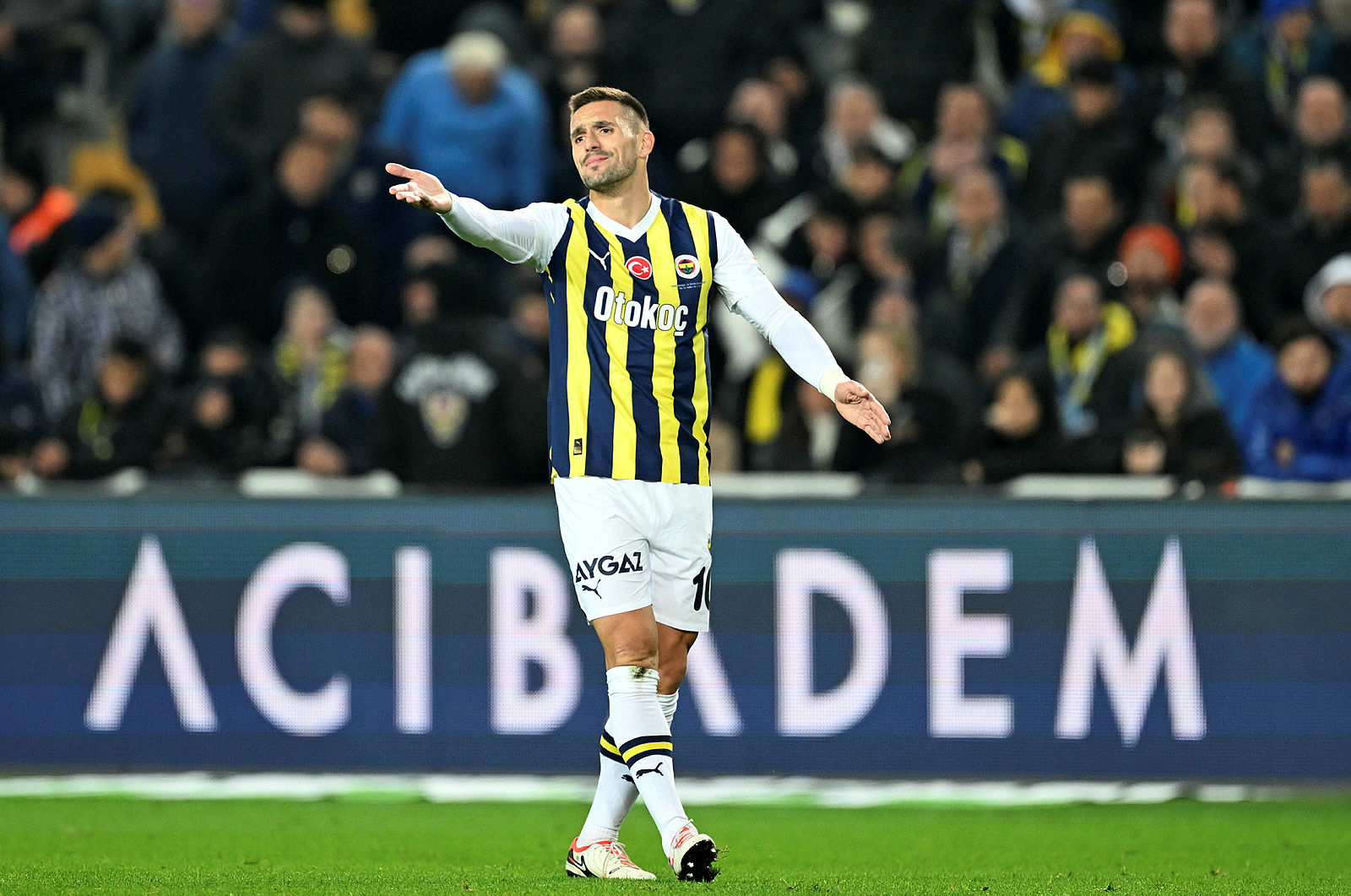 İsmail Kartal’dan radikal karar! İşte Fenerbahçe’nin Nordsjaelland maçı 11’i