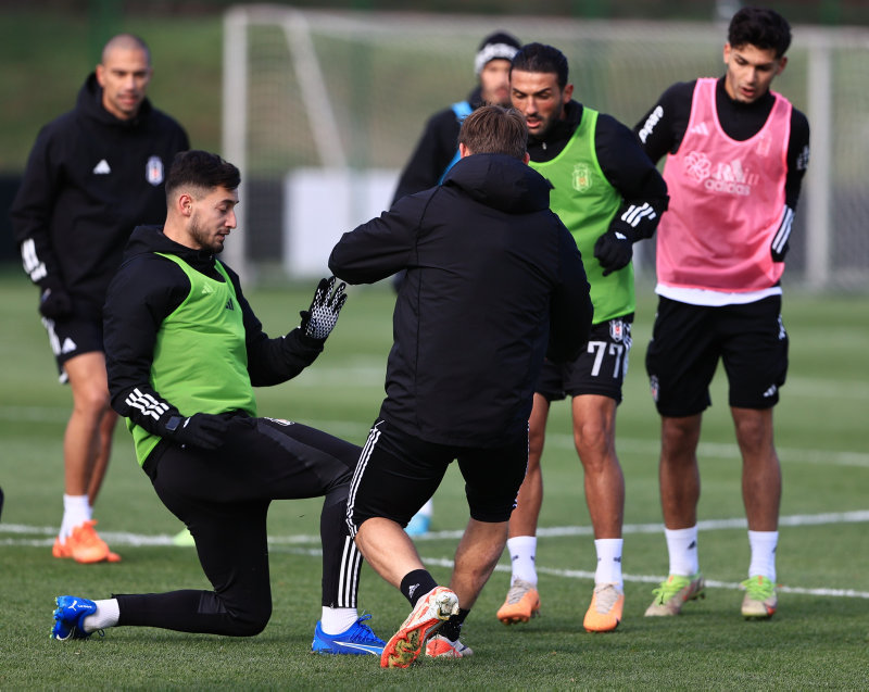 Rıza Çalımbay’dan radikal karar! İşte Beşiktaş’ın Club Brugge maçı muhtemel 11’i